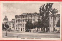 PIAZZA-MARINA-GRAND-HOTEL-MANNONE