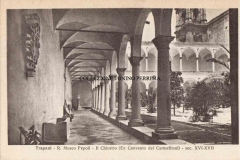 R.MUSEO-PEPOLI-IL-CHIOSTRO-EX-CONVENTO-CARMELITANI-SEC.XVI-XVII-MANNONE