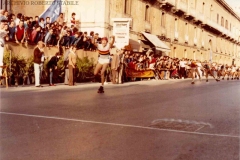 1982-CAMP.-ITALIANI-SU-STRADA-ARRIVO-GARA-JUNIORES-10.000-METRIO