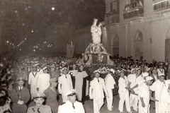 5-1954-LA-MADONNA-IN-VIA-CONTE-AGOSTINO-PEPOLI-3