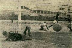 4-16-10-60-1960-61-TRAPANI-MARSALA-2-0-ZUCCHINALI-ULTIMA-PARTITA-GIOVCATA-AL-CAMPO-AULA-2